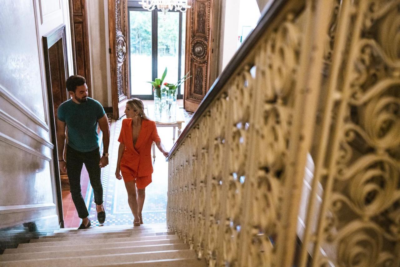 Hotel De La Ville Ричоне Екстериор снимка